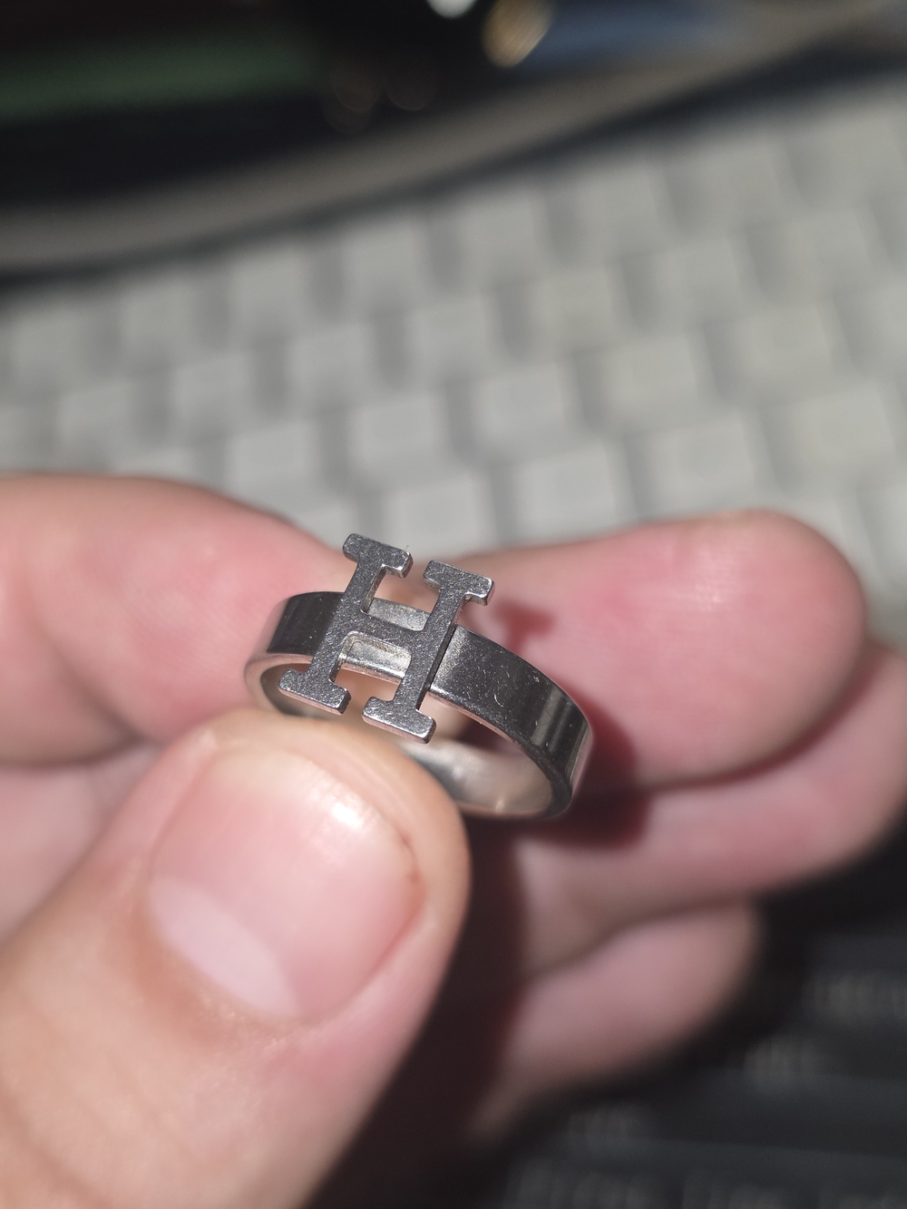 H Initial Letter Accent Ring